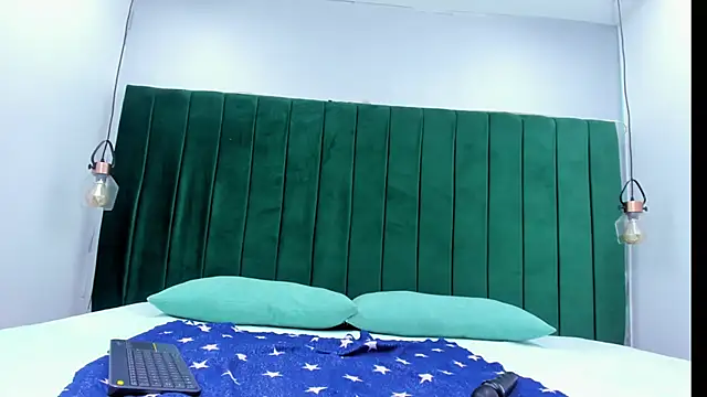 Melody Horney online show from 12, 2, 2026