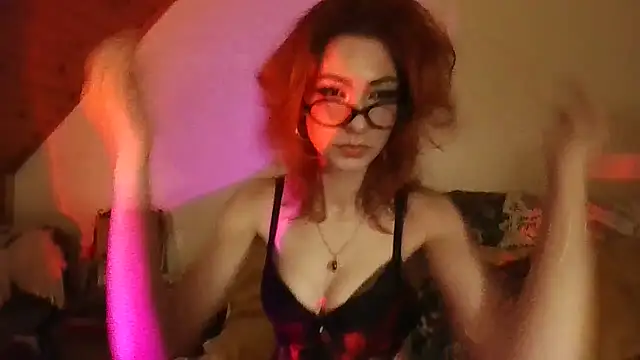 Snapshot of carmine_cate chatting on 10, 4, 2026 carmine cate online show from 10, 4, 2026