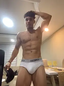 Snapshot of Tony_22cm chatting on 24, 10, 2025 Tony 22cm online show from 24, 10, 2025