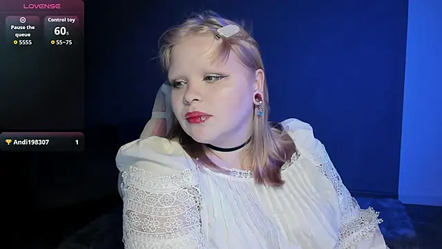 Snapshot of LottieReed chatting on 16, 5, 2026 LottieReed online show from 16, 5, 2026