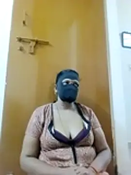 Snapshot of tamilammu1431 chatting on 10, 1, 2026 tamilammu1431 online show from 10, 1, 2026