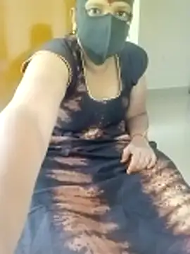 Snapshot of tamilammu1431 chatting on 4, 2, 2026 tamilammu1431 online show from 4, 2, 2026