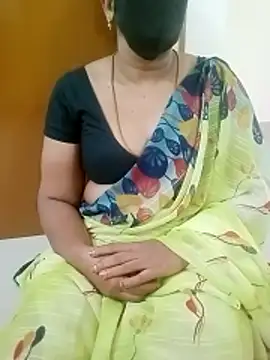 Snapshot of tamilammu1431 chatting on 24, 2, 2026 tamilammu1431 online show from 24, 2, 2026