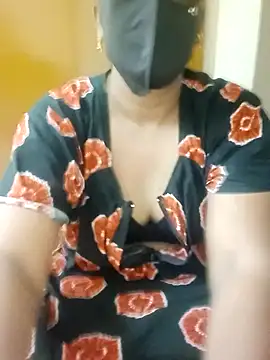 Snapshot of tamilammu1431 chatting on 25, 2, 2026 tamilammu1431 online show from 25, 2, 2026