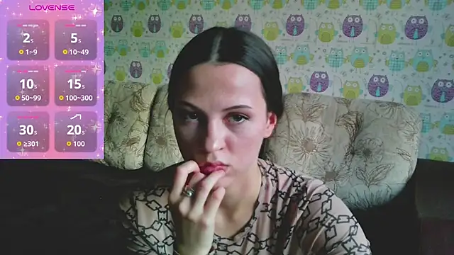 Snapshot of Ilussionmoon chatting on 23, 10, 2025 Ilussionmoon online show from 23, 10, 2025