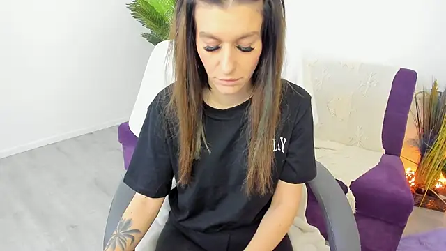 Arya Anna online show from 9, 2, 2026