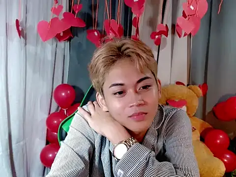 AsianCuteGuy21 online show from 15, 2, 2026