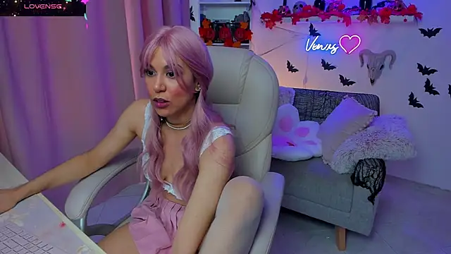 VenusIsLove  online show from 26, 10, 2025