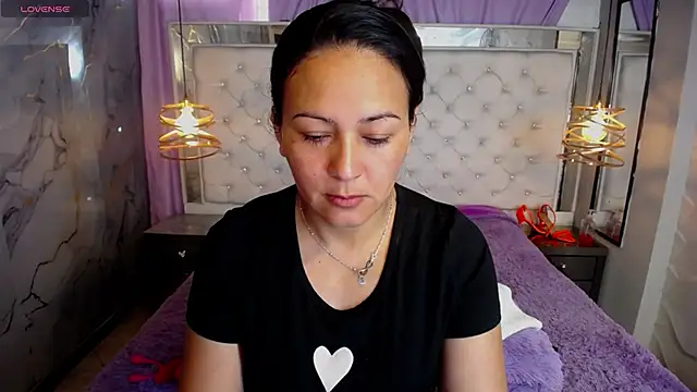 Melissa-roberts online show from 15, 11, 2025