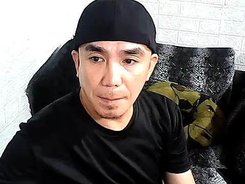 Snapshot of yourasiandesire69 chatting on 14, 12, 2025 yourasiandesire69 online show from 14, 12, 2025