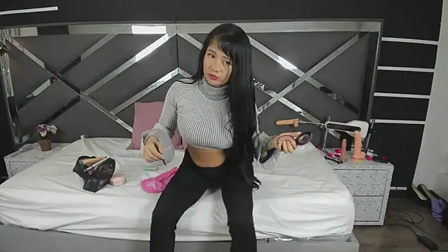 Snapshot of ScarlettParker chatting on 6, 11, 2025 ScarlettParker online show from 6, 11, 2025