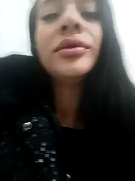 Snapshot of ScarlettParker chatting on 8, 11, 2025 ScarlettParker online show from 8, 11, 2025