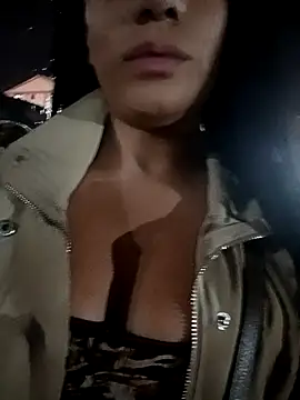 Snapshot of ScarlettParker chatting on 3, 12, 2025 ScarlettParker online show from 3, 12, 2025