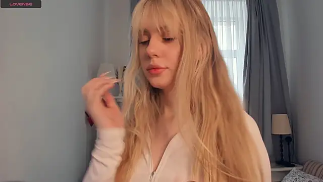 TessaStruble online show from 13, 2, 2026