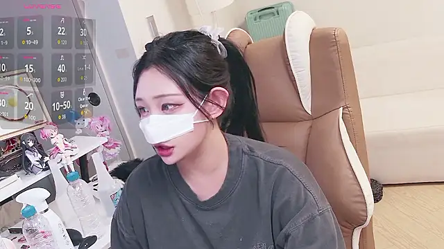 Snapshot of Milk_Sola chatting on 21, 6, 2026 Milk Sola online show from 21, 6, 2026
