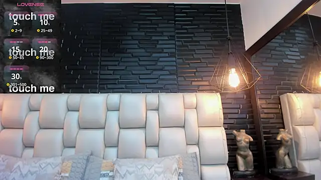 EmilyyRed online show from 16, 12, 2025