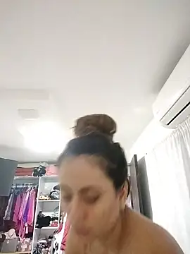 Snapshot of Caroline_Jons chatting on 3, 12, 2025 Caroline Jons online show from 3, 12, 2025