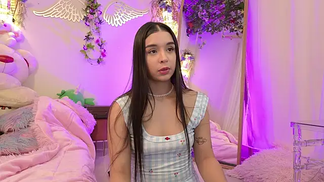 ISA NIXON online show from 4, 3, 2026