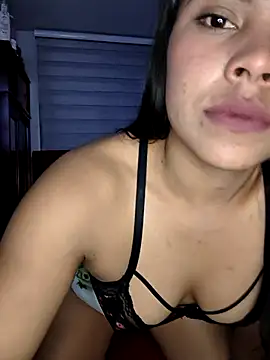 Snapshot of kathieeen chatting on 28, 10, 2025 kathieeen online show from 28, 10, 2025