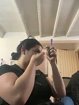 Kloe Novoa online show from 1, 12, 2025