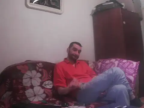 Snapshot of alin42xx chatting on 8, 11, 2025 alin42xx online show from 8, 11, 2025