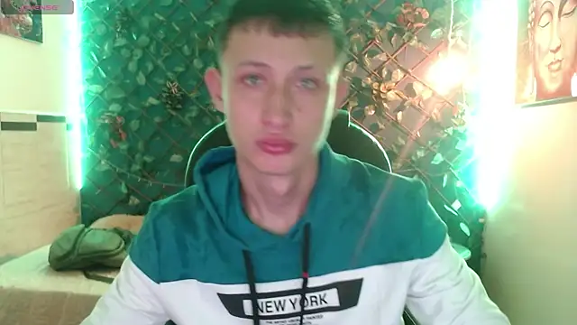 Garuo 18 online show from 15, 11, 2025