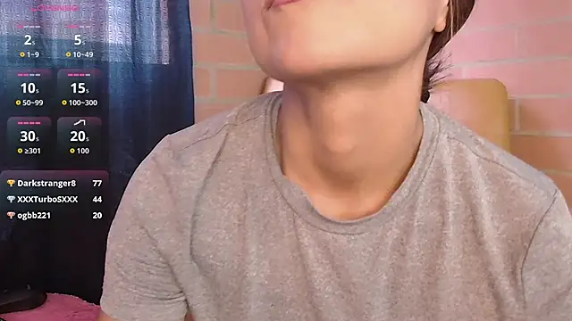 Snapshot of hailey_bri chatting on 14, 4, 2026 hailey bri online show from 14, 4, 2026