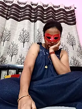 Hotty girl25 online show from 24, 11, 2025