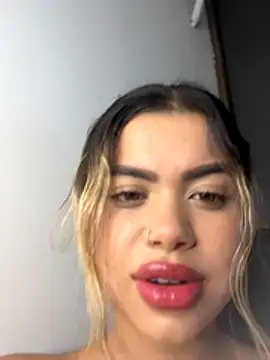 Alanna-foxx online show from 27, 11, 2025