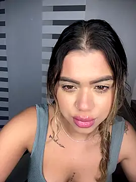 Alanna-foxx online show from 16, 12, 2025