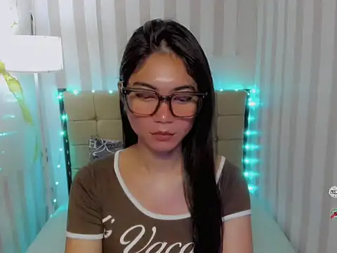 BigCockJade online show from 15, 4, 2026