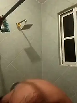 Snapshot of Ojitosbrrr chatting on 30, 11, 2025 Ojitosbrrr online show from 30, 11, 2025