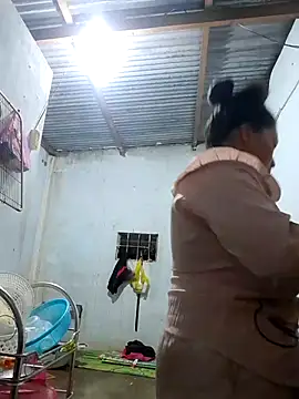 Snapshot of Birlin_mai chatting on 25, 10, 2025 Birlin mai online show from 25, 10, 2025