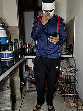 Snapshot of Heena-143 chatting on 1, 2, 2026 Heena-143 online show from 1, 2, 2026