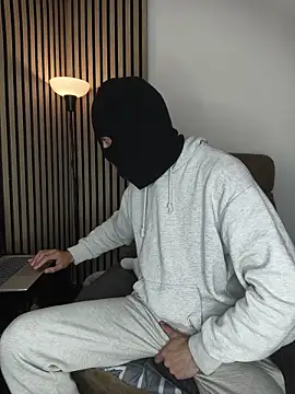 findomhot online show from 18, 12, 2025