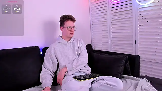 Teddy Parker online show from 21, 11, 2025