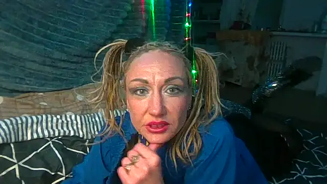 LilaniLoverx online show from 5, 11, 2025