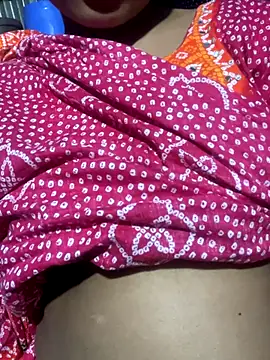 Snapshot of your_arinna03 chatting on 24, 10, 2025 your arinna03 online show from 24, 10, 2025