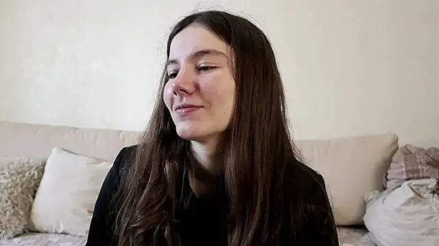 Snapshot of Petalwren chatting on 7, 4, 2026 Petalwren online show from 7, 4, 2026