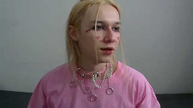 Snapshot of icebenz chatting on 7, 4, 2026 icebenz online show from 7, 4, 2026