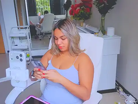 Snapshot of diosadeluniverso chatting on 27, 4, 2026 diosadeluniverso online show from 27, 4, 2026