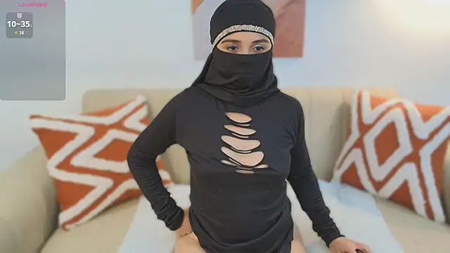 Lailaa lush online show from 6, 11, 2025