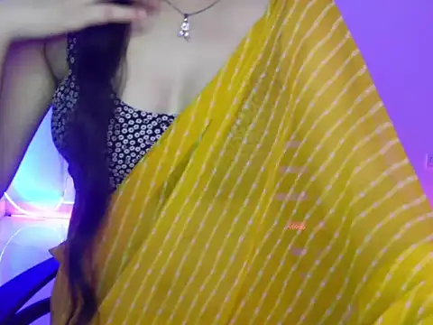 Snapshot of Misha_01 chatting on 2, 11, 2025 Misha 01 online show from 2, 11, 2025