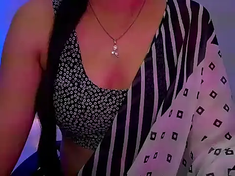 Snapshot of Misha_01 chatting on 9, 11, 2025 Misha 01 online show from 9, 11, 2025