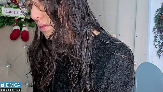 eva delight  online show from 5, 12, 2025