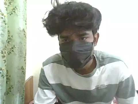 Snapshot of kriZ08 chatting on 5, 4, 2026 kriZ08 online show from 5, 4, 2026