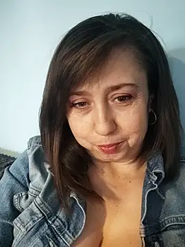 Snapshot of MaryKiki5619 chatting on 13, 3, 2026 MaryKiki5619 online show from 13, 3, 2026