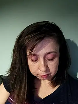 Snapshot of MaryKiki5619 chatting on 14, 4, 2026 MaryKiki5619 online show from 14, 4, 2026