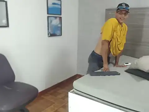 wiltom  online show from 30, 11, 2025