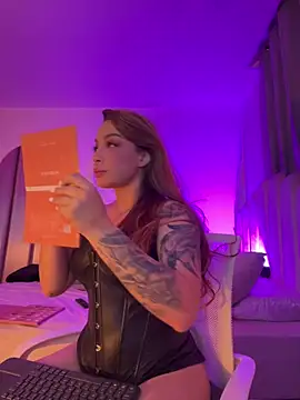 Snapshot of GiaStonne chatting on 22, 3, 2026 GiaStonne online show from 22, 3, 2026